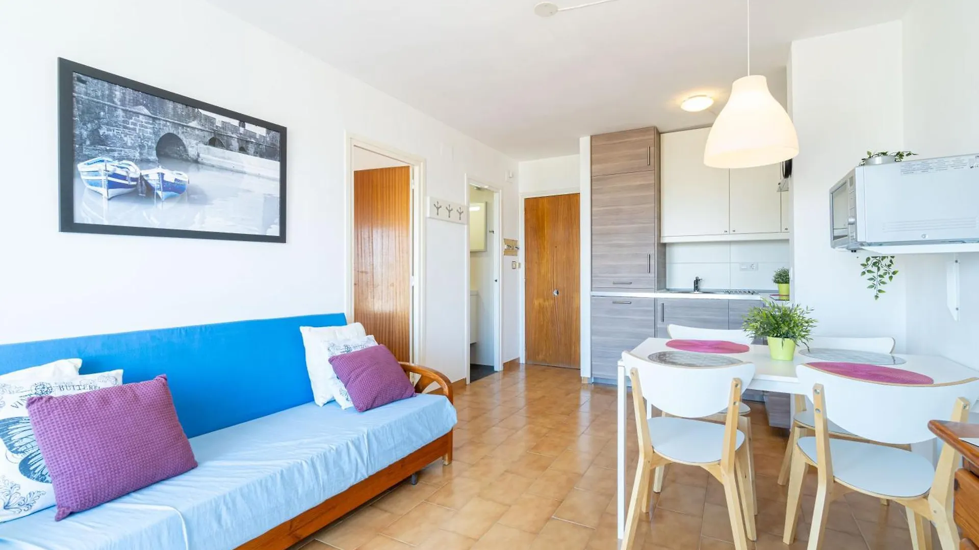 Basic Comfort Apartment Gran Reserva 0103 Empuriabrava