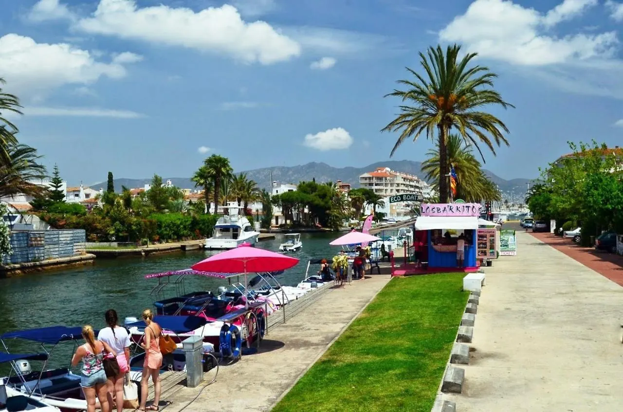Basic Comfort Apartment Gran Reserva 0103 Empuriabrava