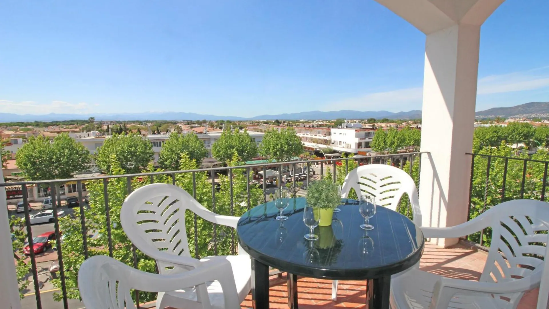Basic Comfort Apartment Gran Reserva 0103 Empuriabrava 0*,